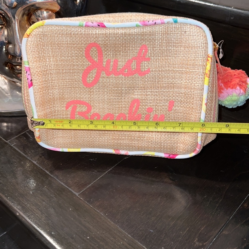 Cosmetics bag - Picture 2 of 6